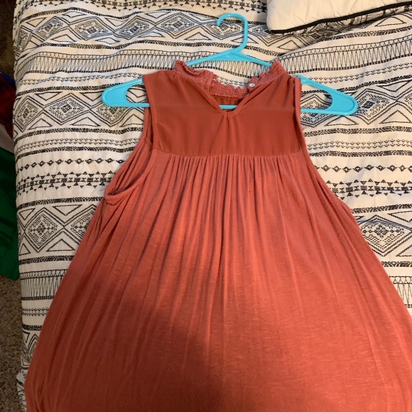 Tank top! - Picture 2 of 4